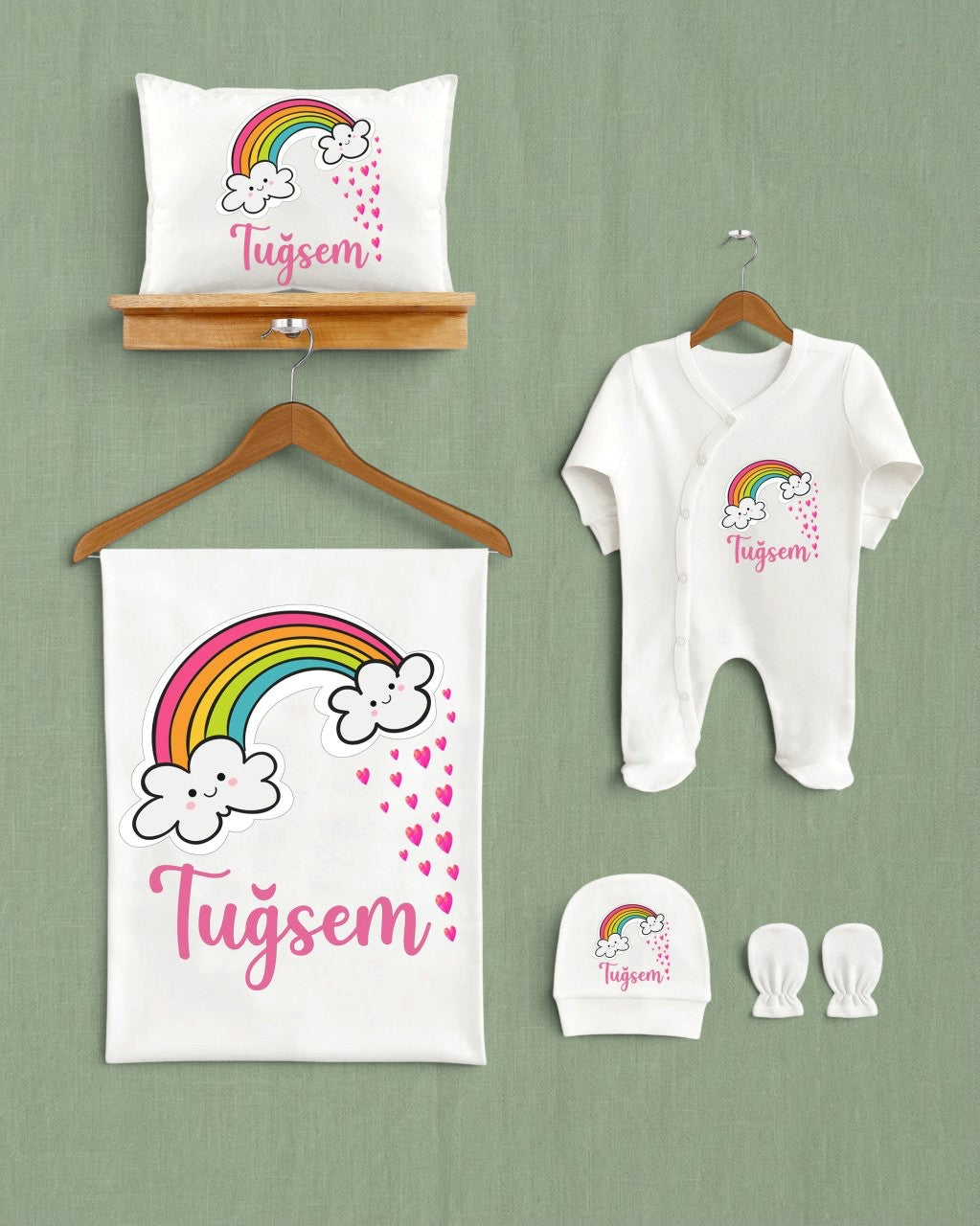 Mağazam gökkuşağı desenli 5'li organik pamuklu bebek hastane çıkışı seti, battaniye, tulum, şapka ve eldiven içerir.